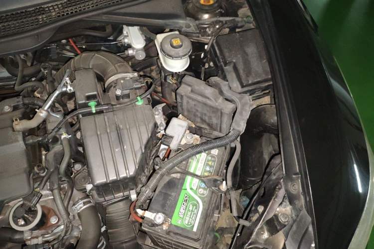 Used Honda Crider 2013 1.8L automatic luxury edition Engine Bay Left