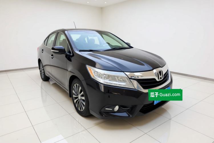 Used Honda Crider 2013 1.8L automatic luxury edition Front Right 45 Deg