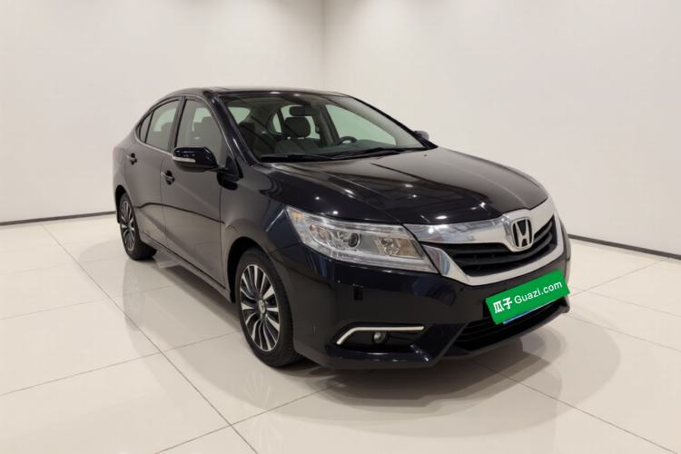 Used Honda Crider 2013 1.8L automatic luxury edition Front Right 45 Deg