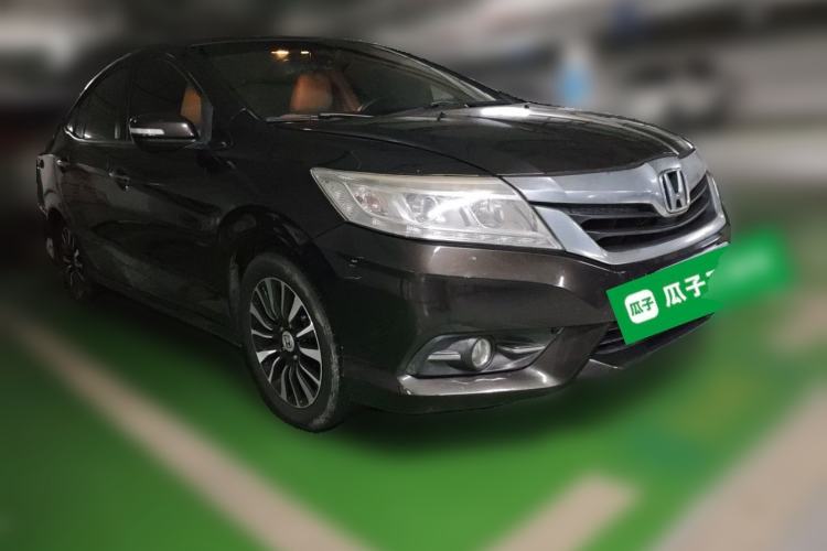 Used Honda Crider 2013 1.8L automatic luxury edition Front Right 45 Deg