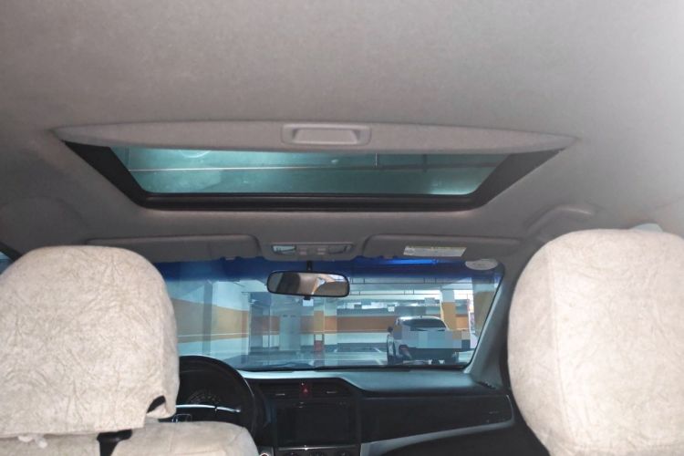 Used Honda Crider 2013 1.8L automatic luxury edition Headliner