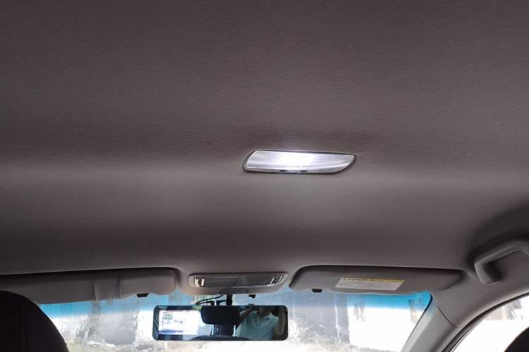 Used Honda Crider 2013 1.8L automatic comfort version Headliner