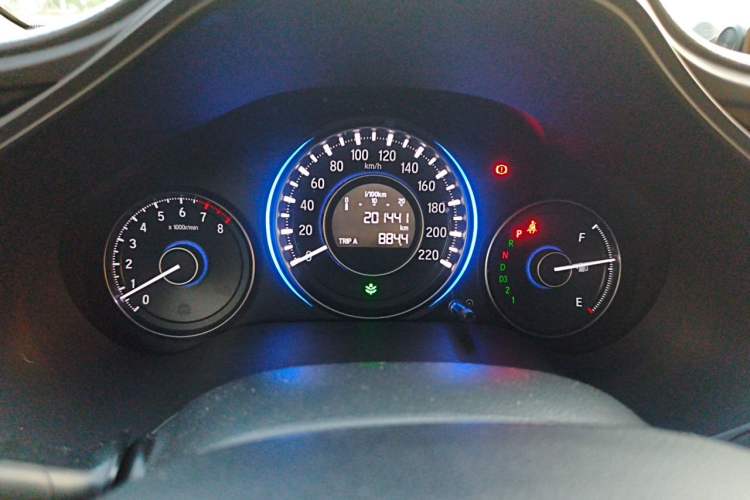 Used Honda Crider 2013 1.8L automatic luxury edition Instrument Cluster