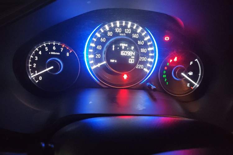 Used Honda Crider 2013 1.8L automatic luxury edition Instrument Cluster