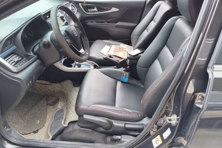Used Honda Crider 2013 1.8L automatic luxury edition Left Front Seat