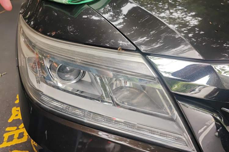 Used Honda Crider 2013 1.8L automatic luxury edition Right Front Headlight
