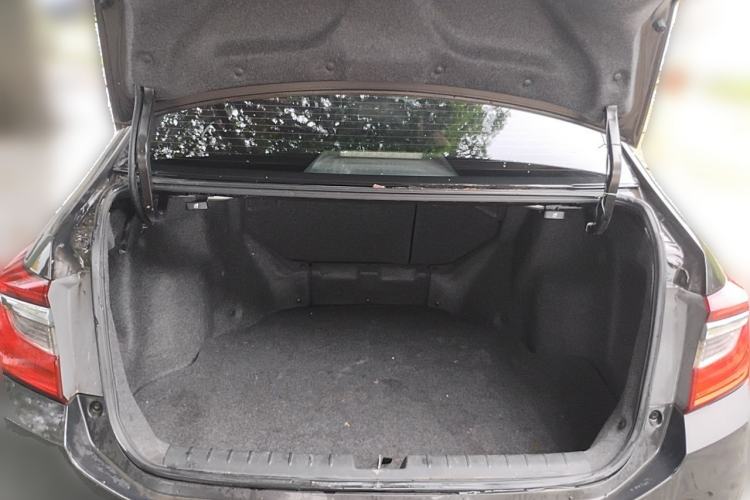 Used Honda Crider 2013 1.8L automatic comfort version Trunk