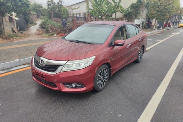 Used Honda Crider 2013 1.8L automatic comfort version