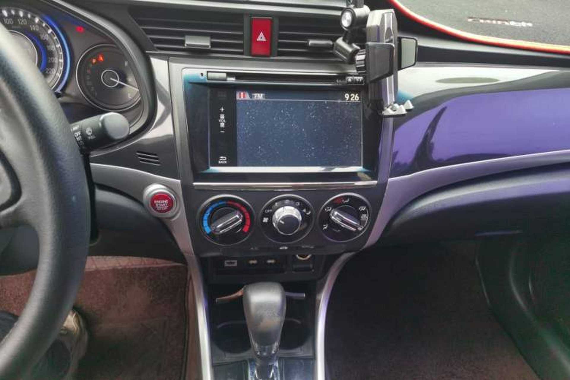 Used Honda Crider 2013 1.8L automatic luxury edition Audio And AC Panel