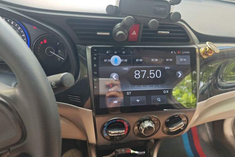 Used Honda Crider 2013 1.8L automatic comfort version Audio And AC Panel