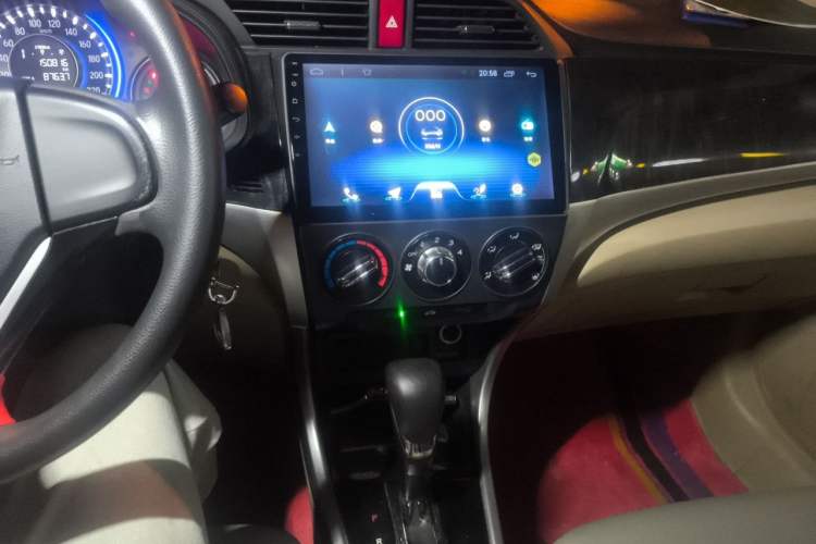 Used Honda Crider 2013 1.8L automatic comfort version Audio And AC Panel