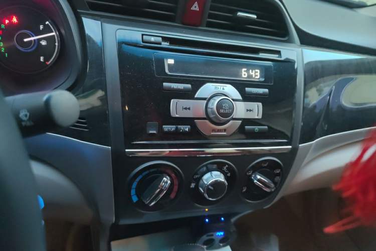 Used Honda Crider 2013 1.8L automatic comfort version Audio And AC Panel