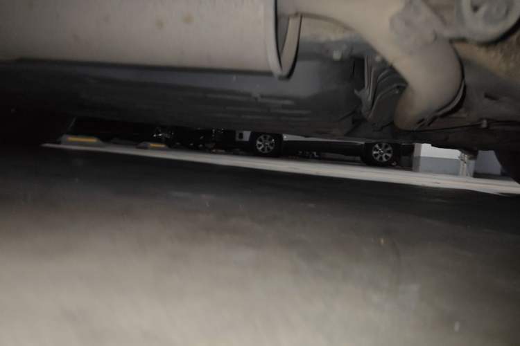 Used Honda Crider 2013 1.8L automatic comfort version Chassis Front Right