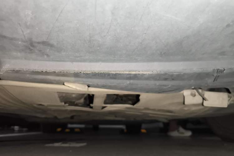 Used Honda Crider 2013 1.8L automatic luxury edition Chassis Front