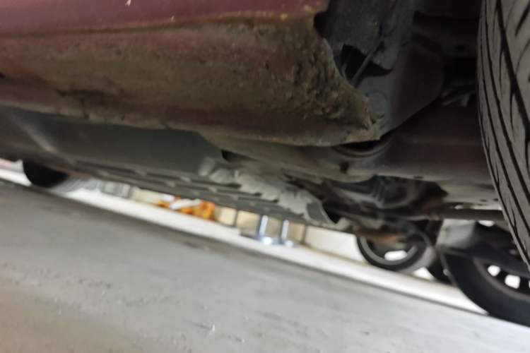 Used Honda Crider 2013 1.8L automatic luxury edition Chassis Rear Left