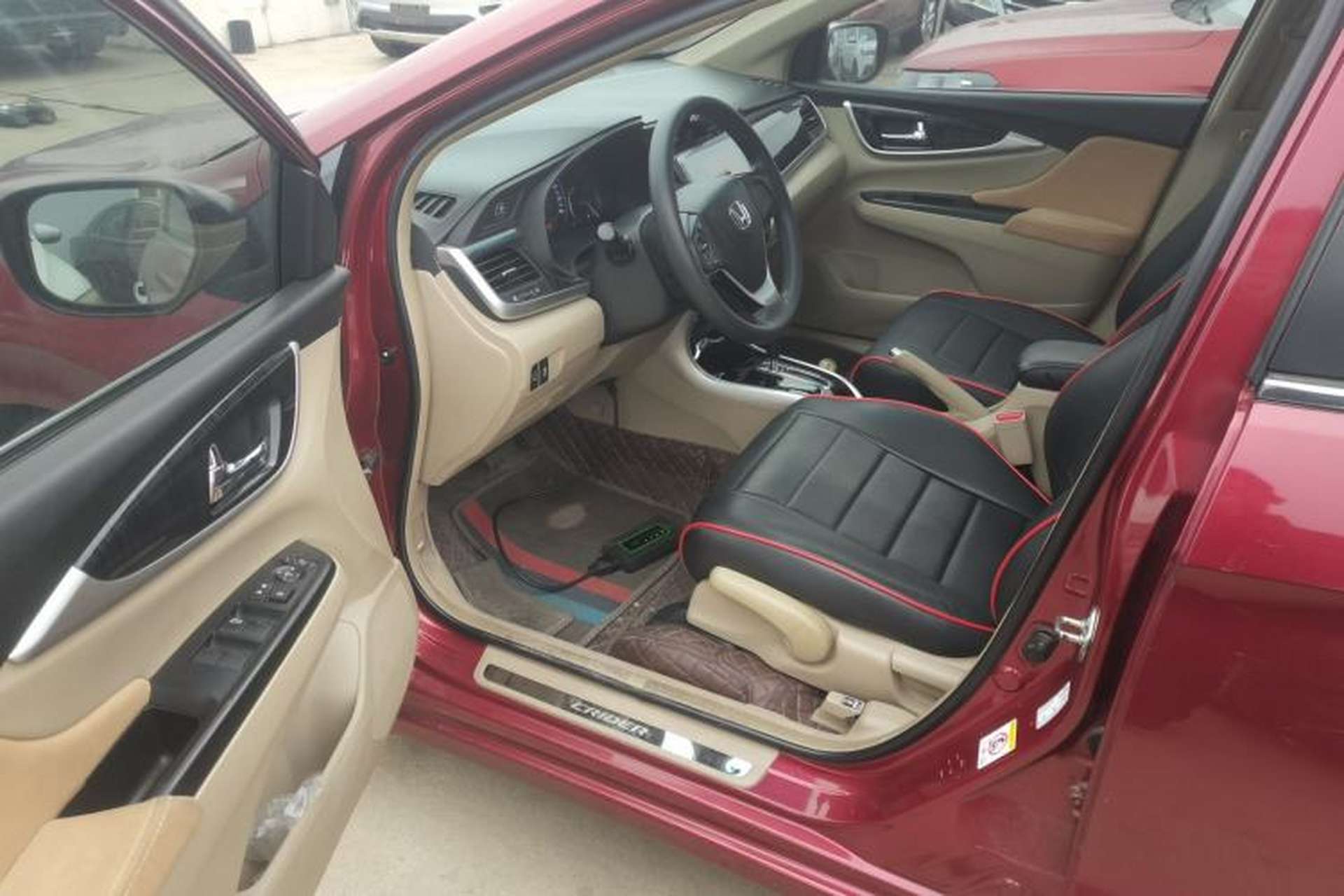 Used Honda Crider 2013 1.8L automatic luxury edition Driver Seat