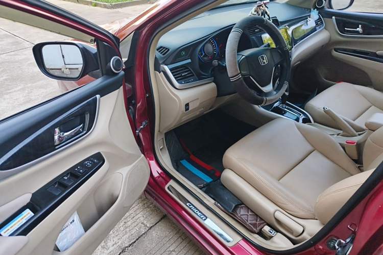 Used Honda Crider 2013 1.8L automatic comfort version Driver Seat