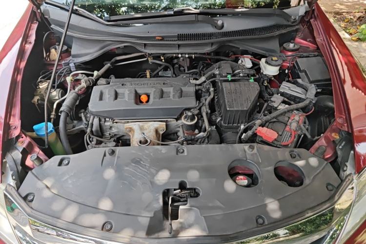 Used Honda Crider 2013 1.8L automatic luxury edition Engine Bay