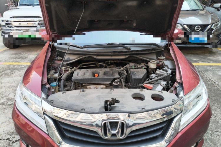 Used Honda Crider 2013 1.8L automatic luxury edition Engine Bay