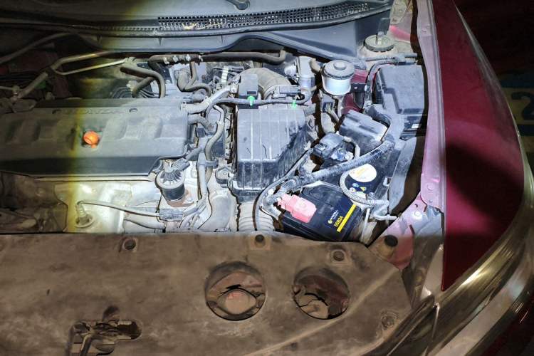 Used Honda Crider 2013 1.8L automatic comfort version Engine Bay Left