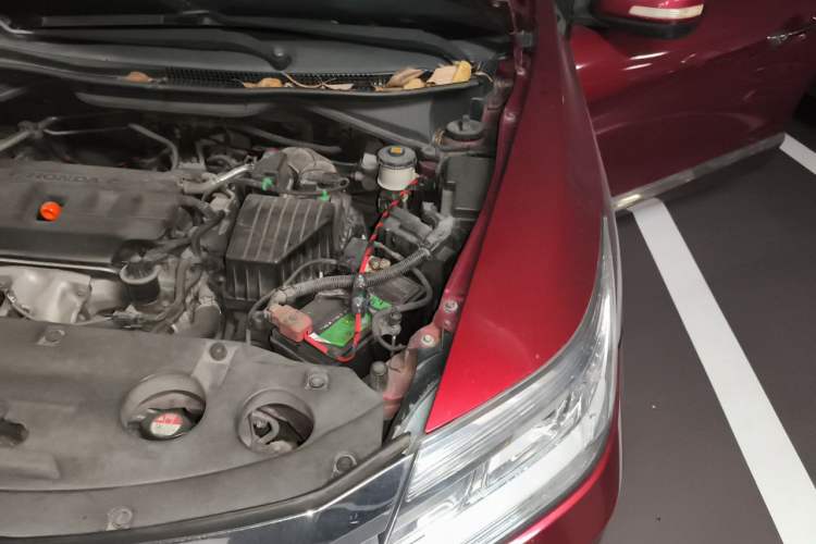 Used Honda Crider 2013 1.8L automatic luxury edition Engine Bay Left