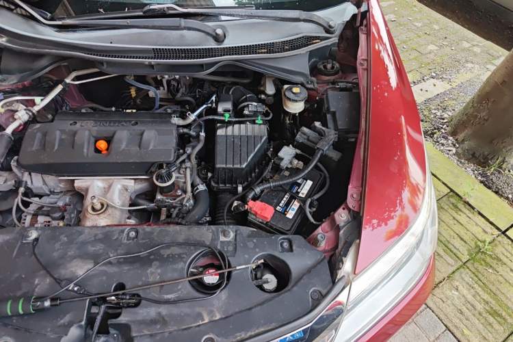 Used Honda Crider 2013 1.8L automatic luxury edition Engine Bay Left