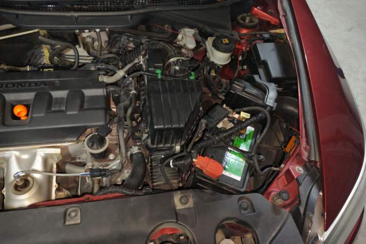Used Honda Crider 2013 1.8L automatic luxury edition Engine Bay Left