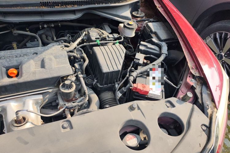 Used Honda Crider 2013 1.8L automatic luxury edition Engine Bay Left