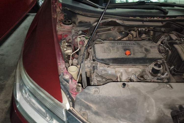 Used Honda Crider 2013 1.8L automatic comfort version Engine Bay Right