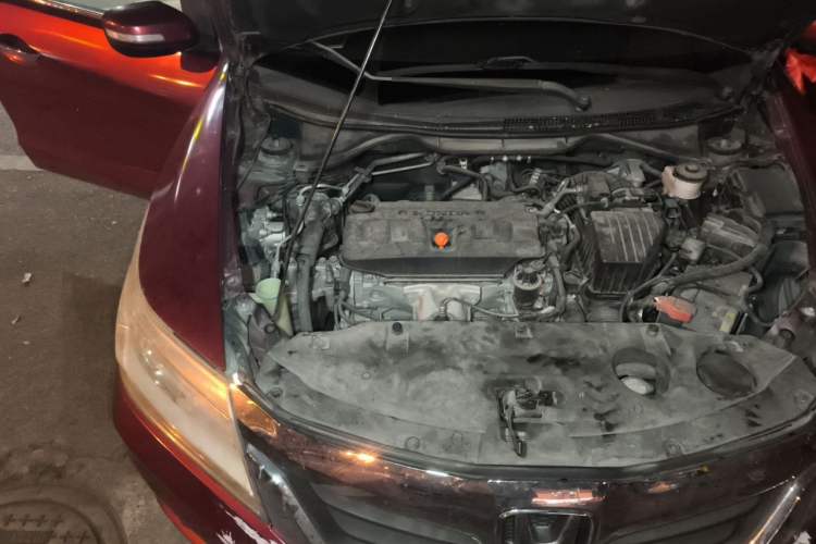 Used Honda Crider 2013 1.8L automatic comfort version Engine Bay Right