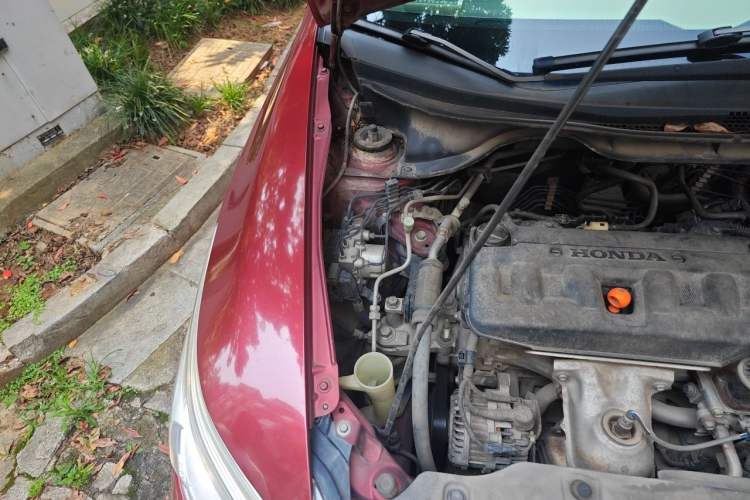 Used Honda Crider 2013 1.8L automatic comfort version Engine Bay Right