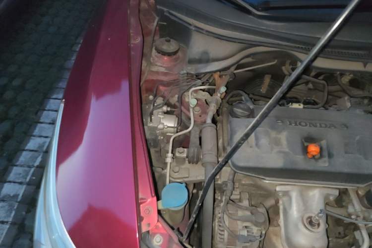 Used Honda Crider 2013 1.8L automatic comfort version Engine Bay Right