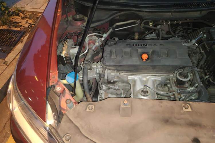 Used Honda Crider 2013 1.8L automatic luxury edition Engine Bay Right