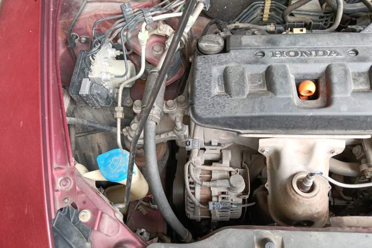 Used Honda Crider 2013 1.8L automatic comfort version Engine Bay Right