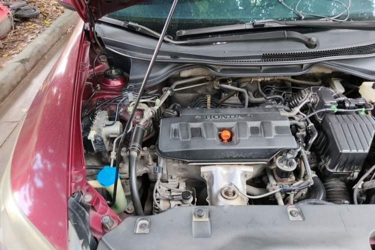 Used Honda Crider 2013 1.8L automatic luxury edition Engine Bay Right