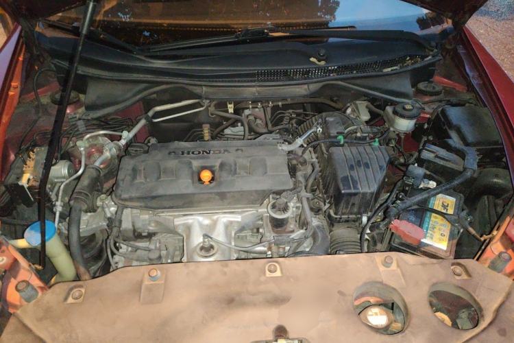 Used Honda Crider 2013 1.8L automatic luxury edition Engine Bay