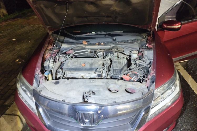 Used Honda Crider 2013 1.8L automatic comfort version Engine Bay