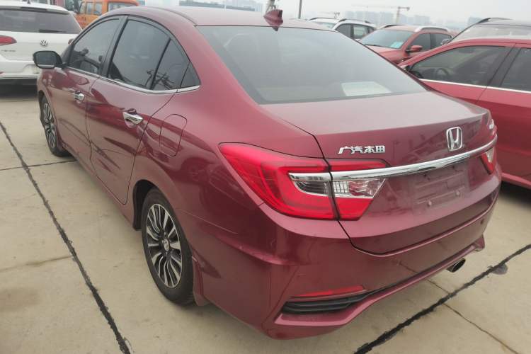 Used Honda Crider 2013 1.8L automatic luxury edition Exterior 2