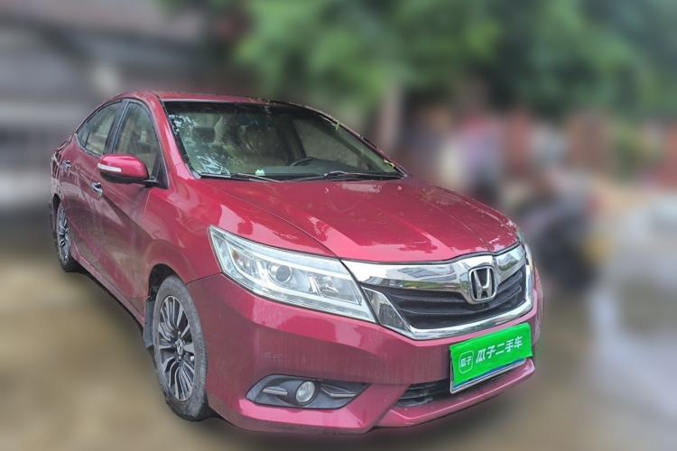 Used Honda Crider 2013 1.8L automatic luxury edition Front Right 45 Deg