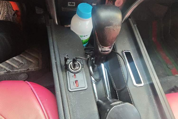 Used Honda Crider 2013 1.8L automatic luxury edition Gear Lever