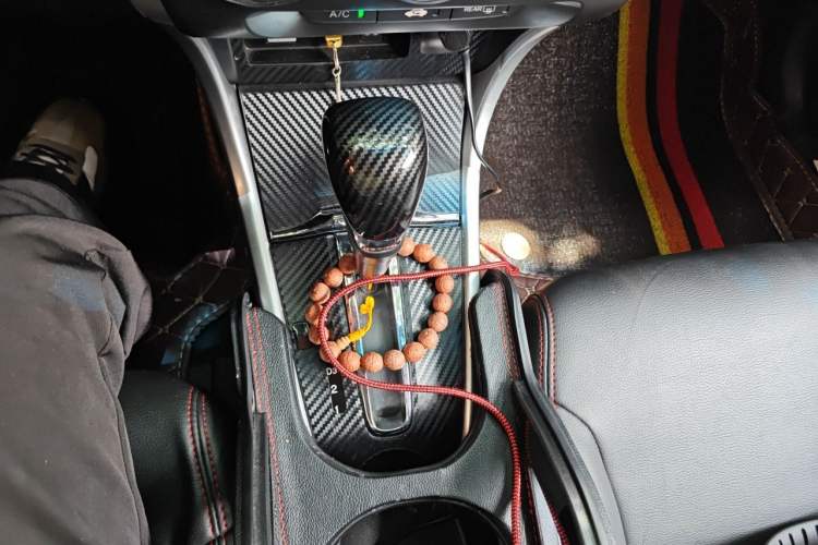 Used Honda Crider 2013 1.8L automatic luxury edition Gear Lever