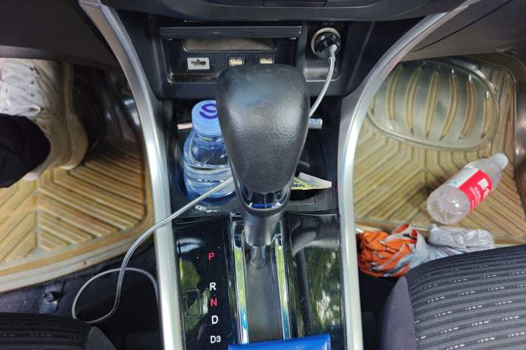 Used Honda Crider 2013 1.8L automatic luxury edition Gear Lever
