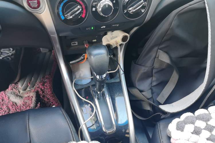 Used Honda Crider 2013 1.8L automatic luxury edition Gear Lever