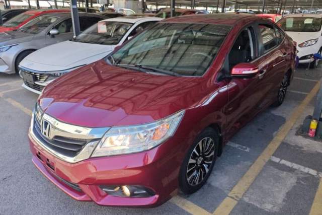 Used Honda Crider 2013 1.8L automatic luxury edition