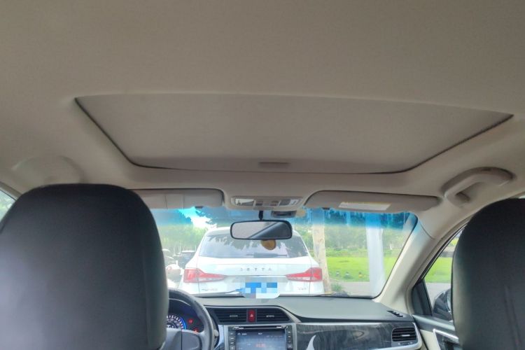 Used Honda Crider 2013 1.8L automatic luxury edition Headliner