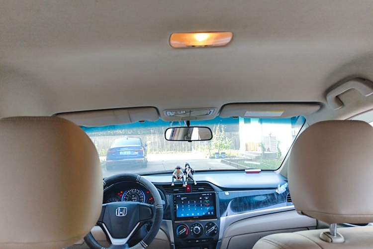 Used Honda Crider 2013 1.8L automatic comfort version Headliner