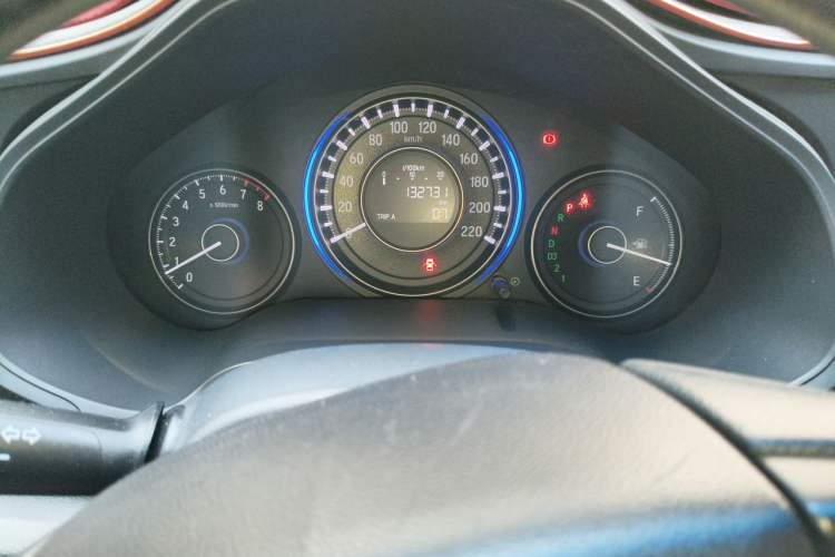 Used Honda Crider 2013 1.8L automatic luxury edition Instrument Cluster