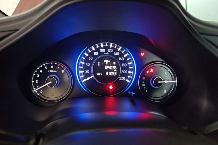 Used Honda Crider 2013 1.8L automatic luxury edition Instrument Cluster