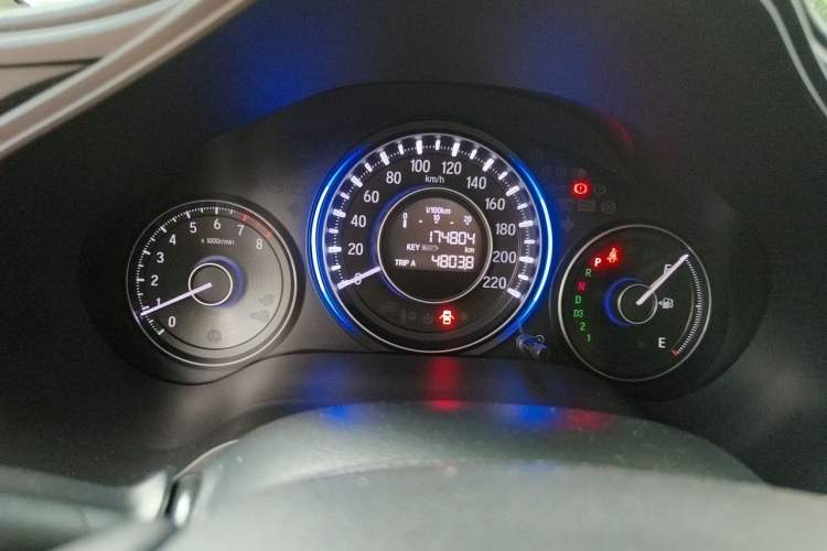 Used Honda Crider 2013 1.8L automatic luxury edition Instrument Cluster