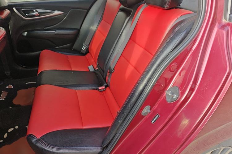 Used Honda Crider 2013 1.8L automatic luxury edition Interior 4